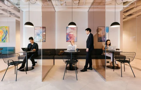 cropped-20180519-WeWork-Ginza-Six-Common-Areas-–-Work-Nook-3-e1567110823769.jpg